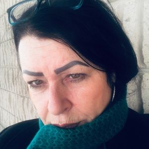 Meet your Posher, Bernadette